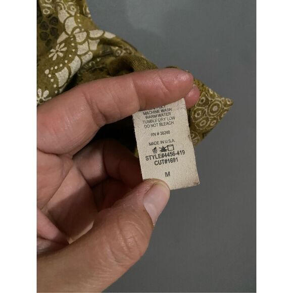 G Girl Flower Design Scoop Neck 3/4 Sleeve Top Size Medium - Picture 5 of 6